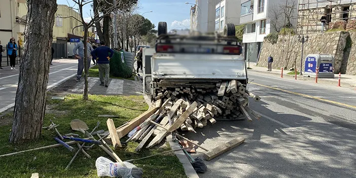 Ordu’da takla atan kamyonetten yara almadan kurtuldular